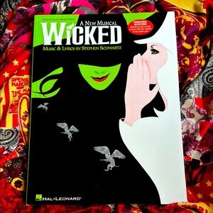Wicked A New Musical Piano/Vocal Selections NWT
